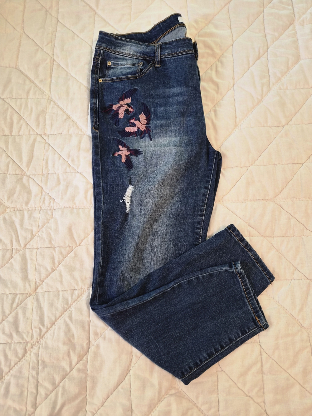 Kensie Japanese Phoenix Embroidered Ankle Skinny Jeans- Size 12/31 - Picture 2 of 10